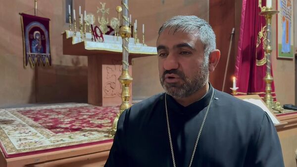 Սովոր ենք փորձությունների. տեր Փառենը` Հայ առաքելական եկեղեցու ու կաթողիկոսի դեմ սկսված արշավին մասին - Sputnik Արմենիա