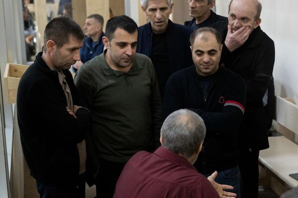 Судебное заседание над армянским военно-политическим руководством Нагорного Карабаха (23 октября 2025). Баку - Sputnik Армения