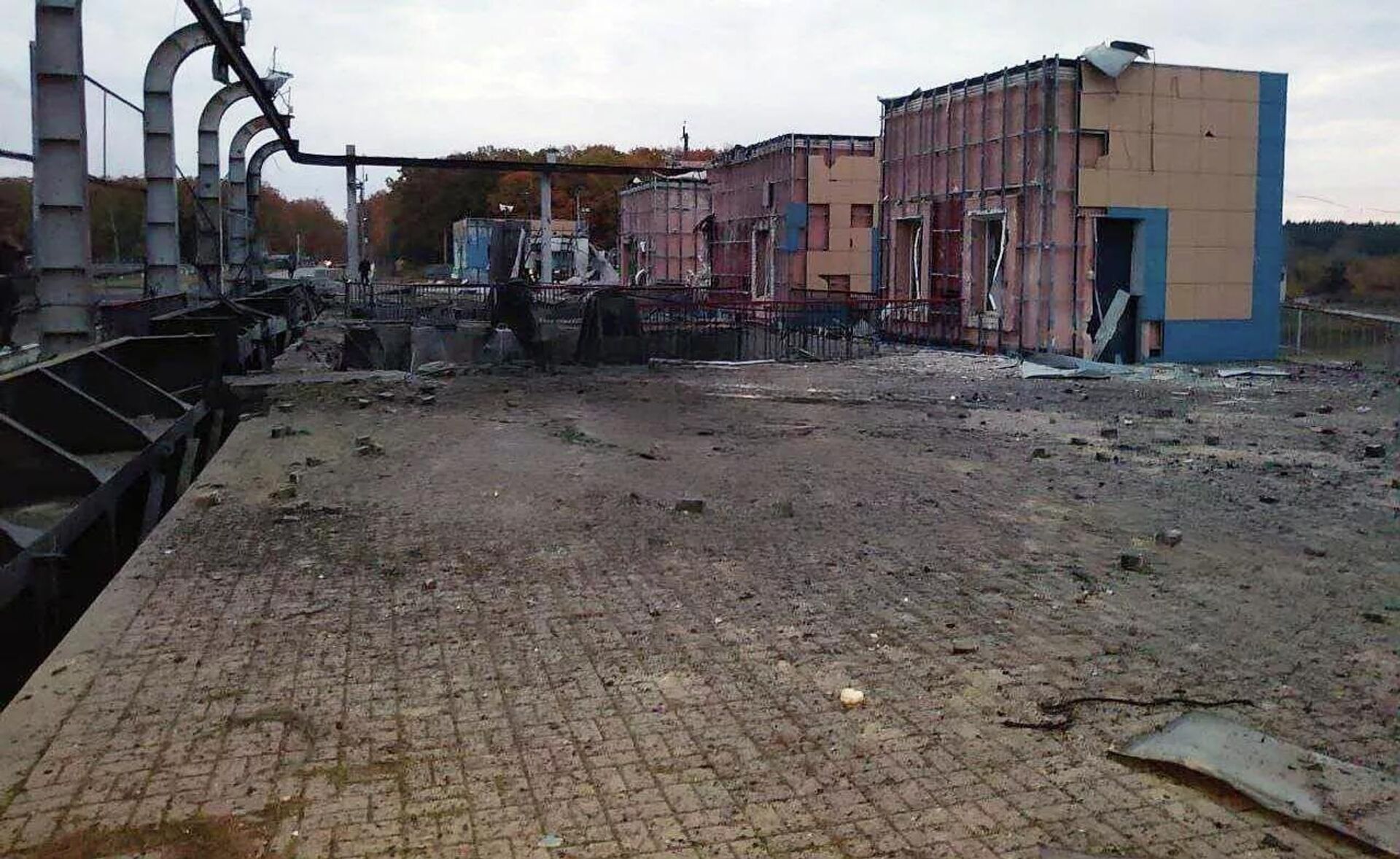 Последствия удара ВСУ по плотине Белгородского водохранилища Последствия удара ВСУ по плотине Белгородского водохранилища - Sputnik Армения, 1920, 25.10.2025