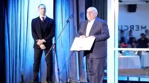 Главный редактор газеты “Сюняц Еркир” Самвел Алексанян получил в Москве Международную премию “Честный взгляд” - Sputnik Армения