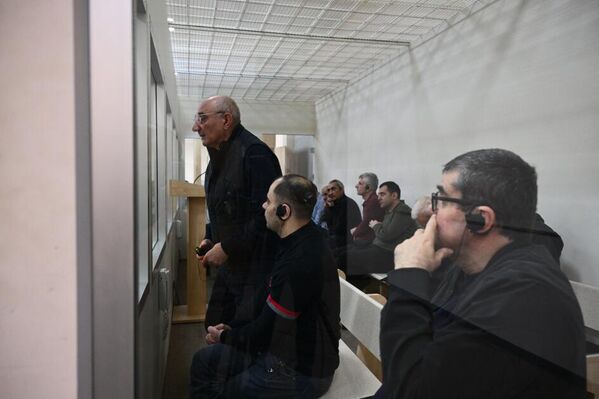 Судебное заседание над армянским военно-политическим руководством Нагорного Карабаха (27 октября 2025). Баку - Sputnik Армения