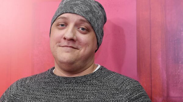 Актер Роман Попов на премьере фильма Полицейский с Рублевки. Новогодний беспредел. 2 (9 декабря 2019). Москвa - Sputnik Армения