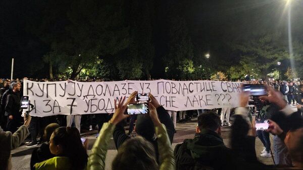 «Թուրքեր, հեռացե՛ք». Չեռնոգորիայում զանգվածային բողոքի ակցիա է անցկացվել - Sputnik Արմենիա