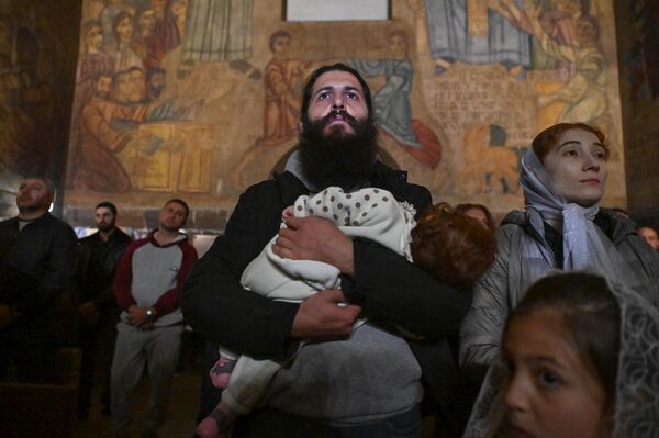 Միասնական աղոթք Օշականի եկեղեցում - Sputnik Արմենիա