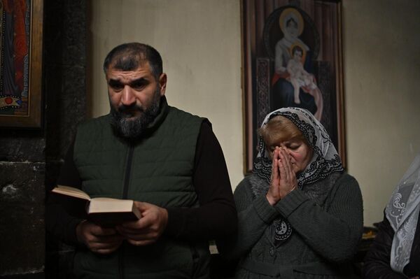 Միասնական աղոթք Օշականի եկեղեցում - Sputnik Արմենիա