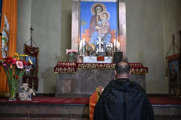 Միասնական աղոթք Օշականի եկեղեցում - Sputnik Արմենիա