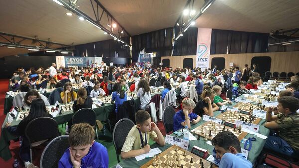 Чемпионат Европы по шахматам среди мальчиков и девочек 8-18 лет в Будве, Черногория - Sputnik Армения