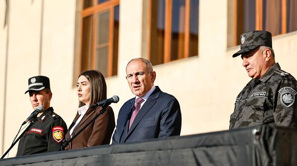 Նիկոլ Փաշինյանն ու Արամ Ղազարյանը - Sputnik Արմենիա