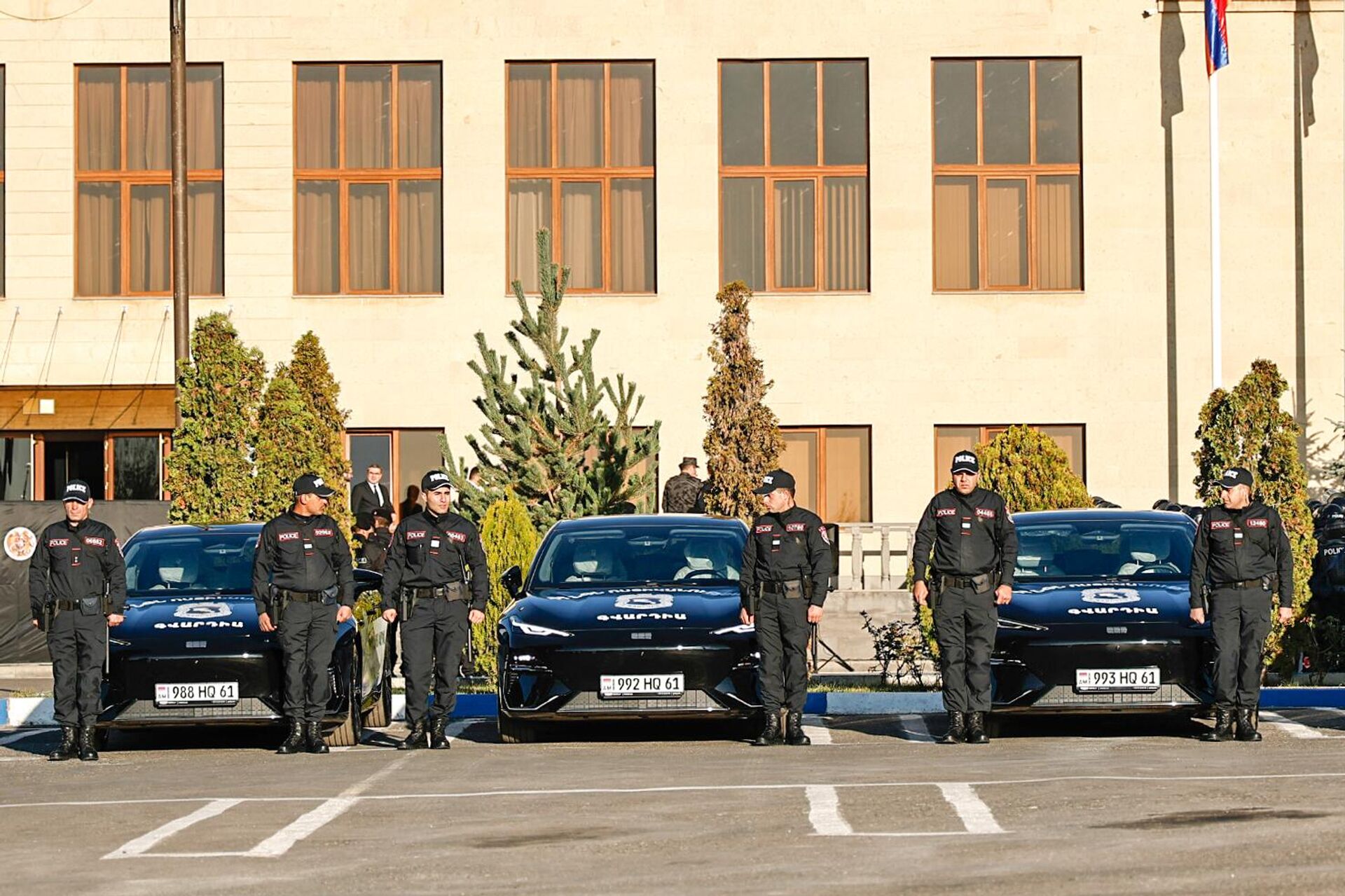 Премьер-министр Никол Пашинян принял участие в церемонии запуска Полицейской гвардии МВД (1 ноября 2025). Еревaн - Sputnik Армения, 1920, 22.01.2026