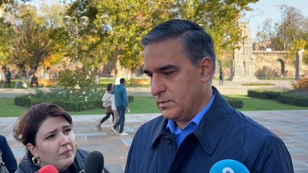 Եկեղեցու հետ կապված Նիկոլ Փաշինյանի գործողությունները բացարձակ ապօրինի են. Արման Թաթոյան - Sputnik Արմենիա