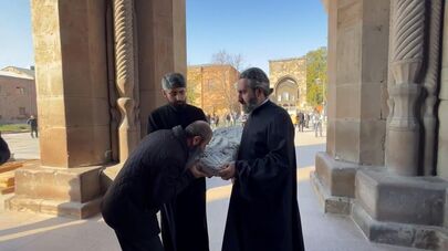 Սկևռայի սրբոց մասանց պահարանը բերվեց Մայր տաճար