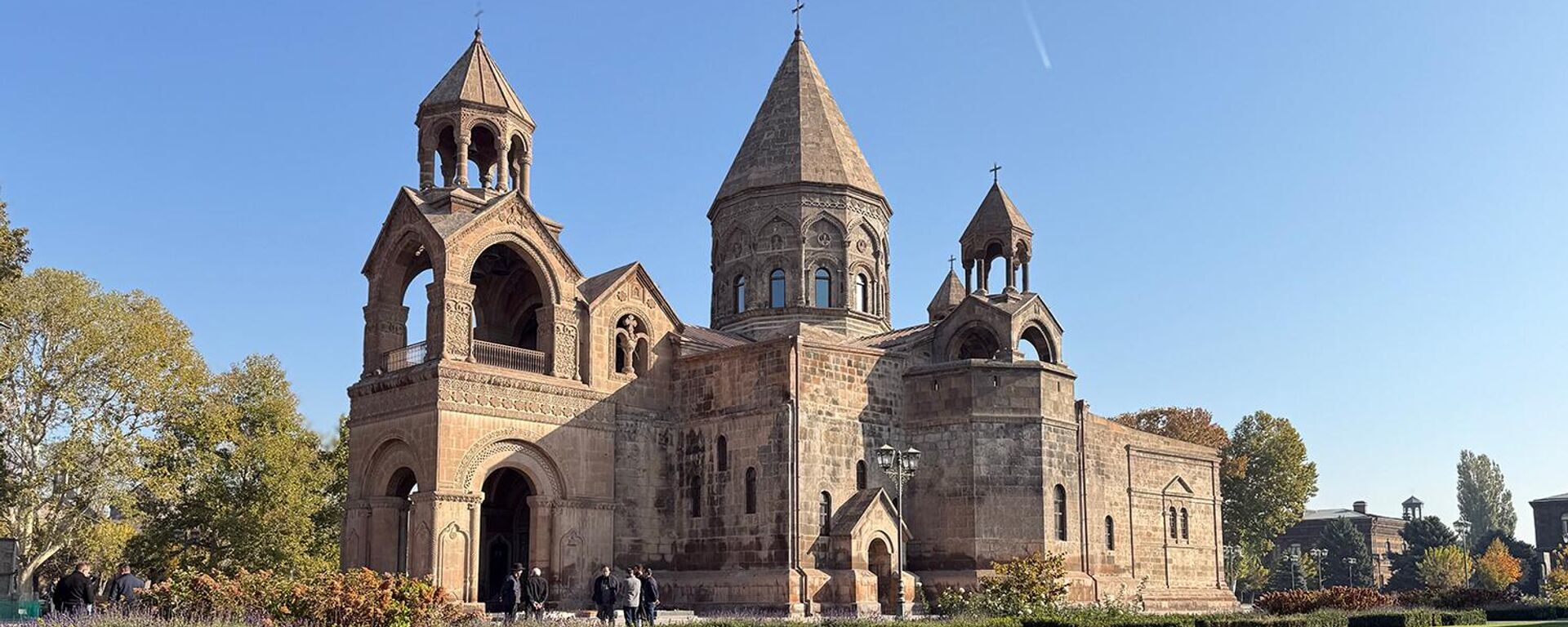 Эчмиадзинский кафедральный собор - Sputnik Армения, 1920, 05.02.2026