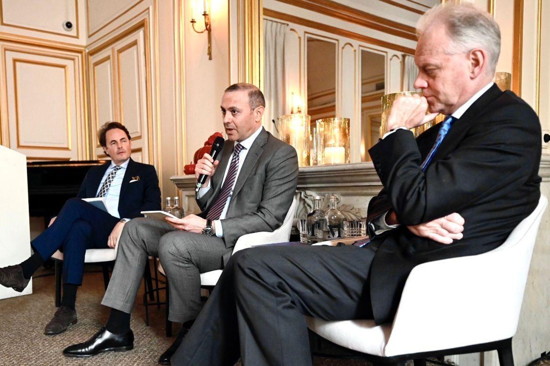 Секретарь Совбезa Aрмен Григорян принял участие и выступил с речью на конференции Перекрестки мира, организованной международной политической консалтинговой организацией Rasmussen Global (3 ноября 2025). Брюссель - Sputnik Արմենիա, 1920, 03.11.2025