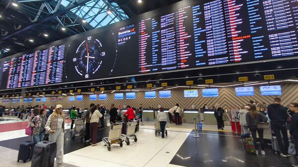 Табло аэропорта  - Sputnik Армения