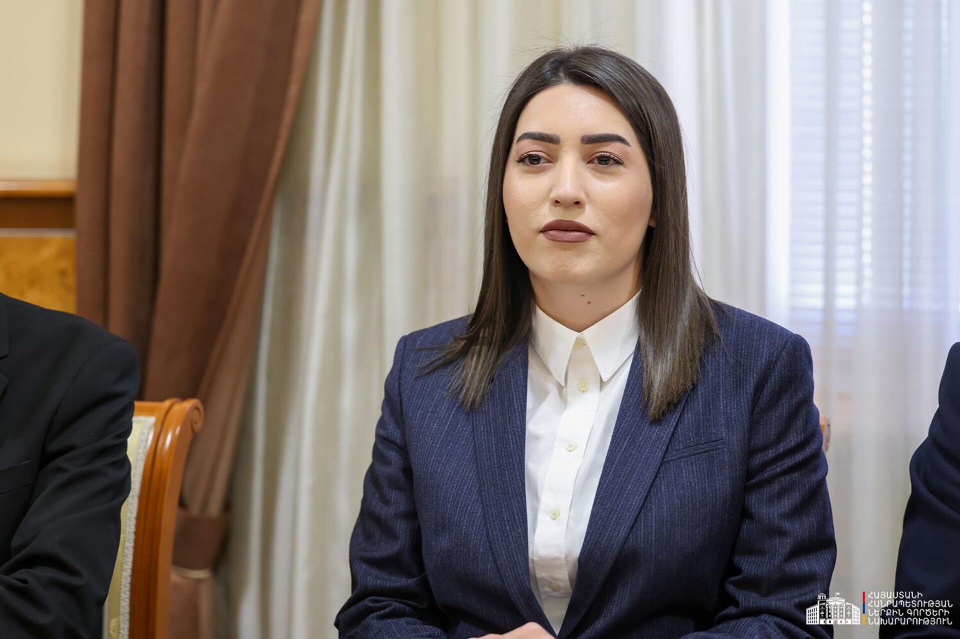 Министр внутренних дел Арпине Саркисян встретилась с заместителем генерального директора по вопросам миграции и внутренних дел Европейской комиссии Йоханнесом Люхнером (5 ноября 2025). Еревaн - Sputnik Արմենիա, 1920, 05.11.2025