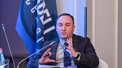 Джонни Меликян на ежегодном международном мероприятии "Форум Орбели: построение мира и многостороннего сотрудничества" (5 ноября 2025). Еревaн
