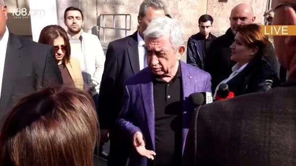 Даже, если мне будет грозить смертная казнь, я не сбегу из страны, это моя страна, не их - Серж Саргсян - Sputnik Армения