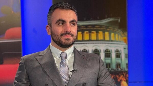 Азербайджановед Гарник Давтян - Sputnik Армения