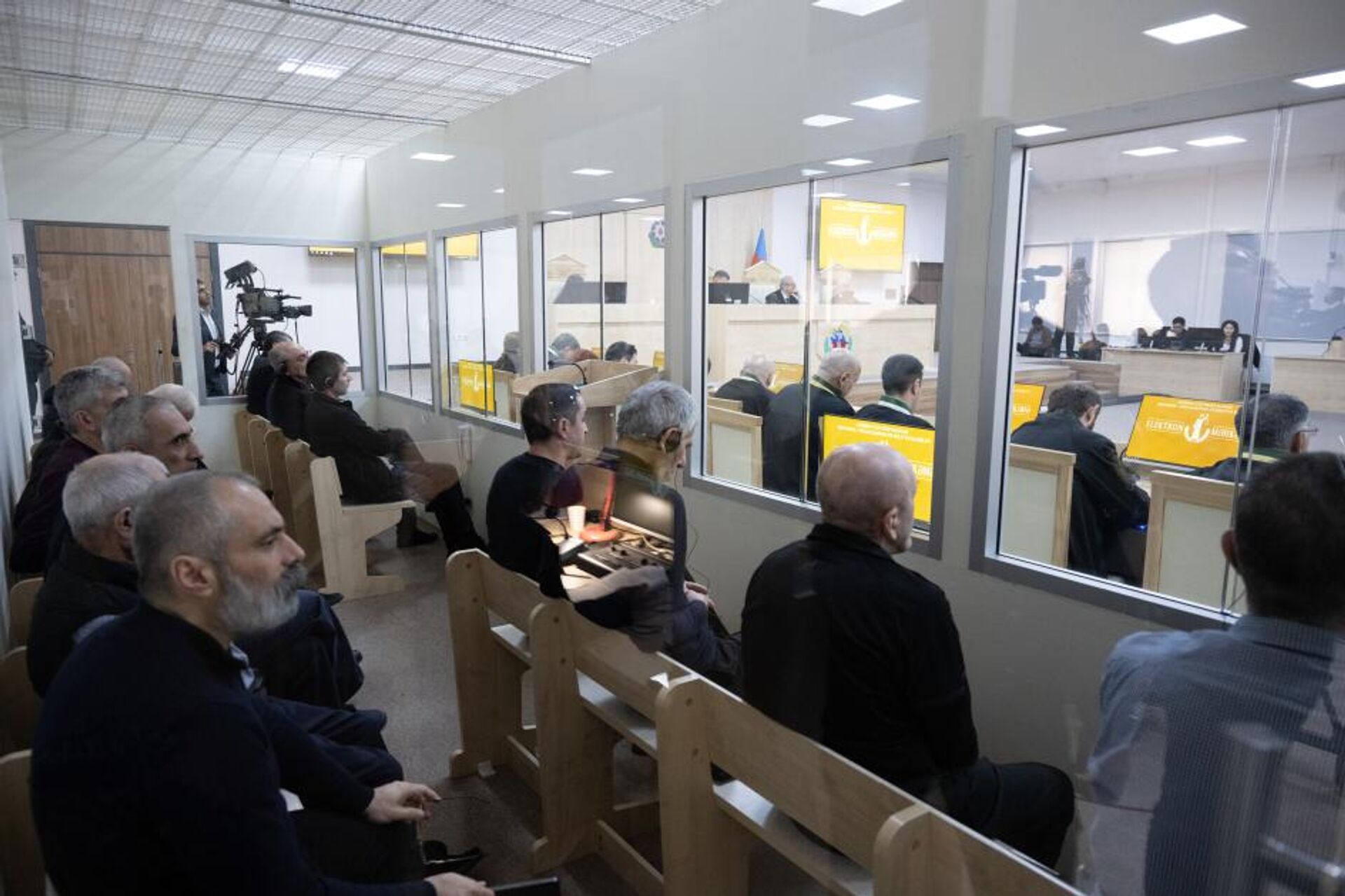 Судебное заседание над армянским военно-политическим руководством Нагорного Карабаха (13 ноября 2025). Баку - Sputnik Արմենիա, 1920, 13.11.2025