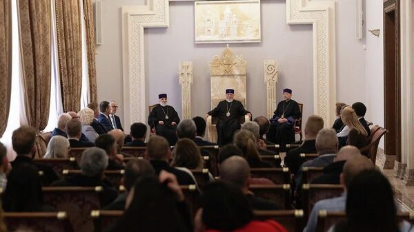 Ամենայն Հայոց Կաթողիկոսն ընդունեց «Աղոթքի նախաճաշ» նախաձեռնության մասնակիցներին - Sputnik Արմենիա