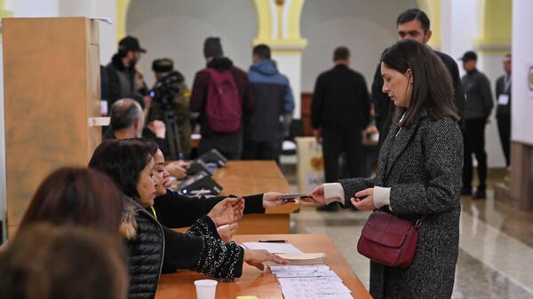 Выборы в местное самоуправление в общине Вагаршапат (16 ноября 2025). - Sputnik Армения