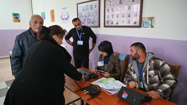 Выборы в местное самоуправление в общине Вагаршапат (16 ноября 2025). - Sputnik Армения