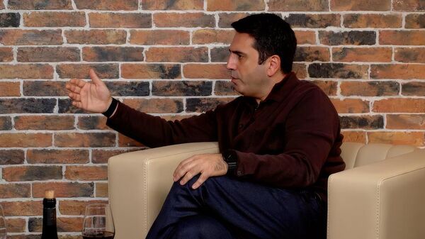 ՀՀ զինված ուժերը մոտ 110 կմ-ի չափով տեղակայված են Ադրբեջանի տարածքում. Ալեն Սիմոնյան - Sputnik Արմենիա