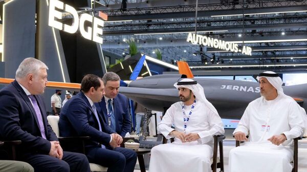 Սուրեն Պապիկյանն հանդիպել է ԱՄԷ փոխվարչապետ- պաշտպանության նախարարի հետ - Sputnik Արմենիա