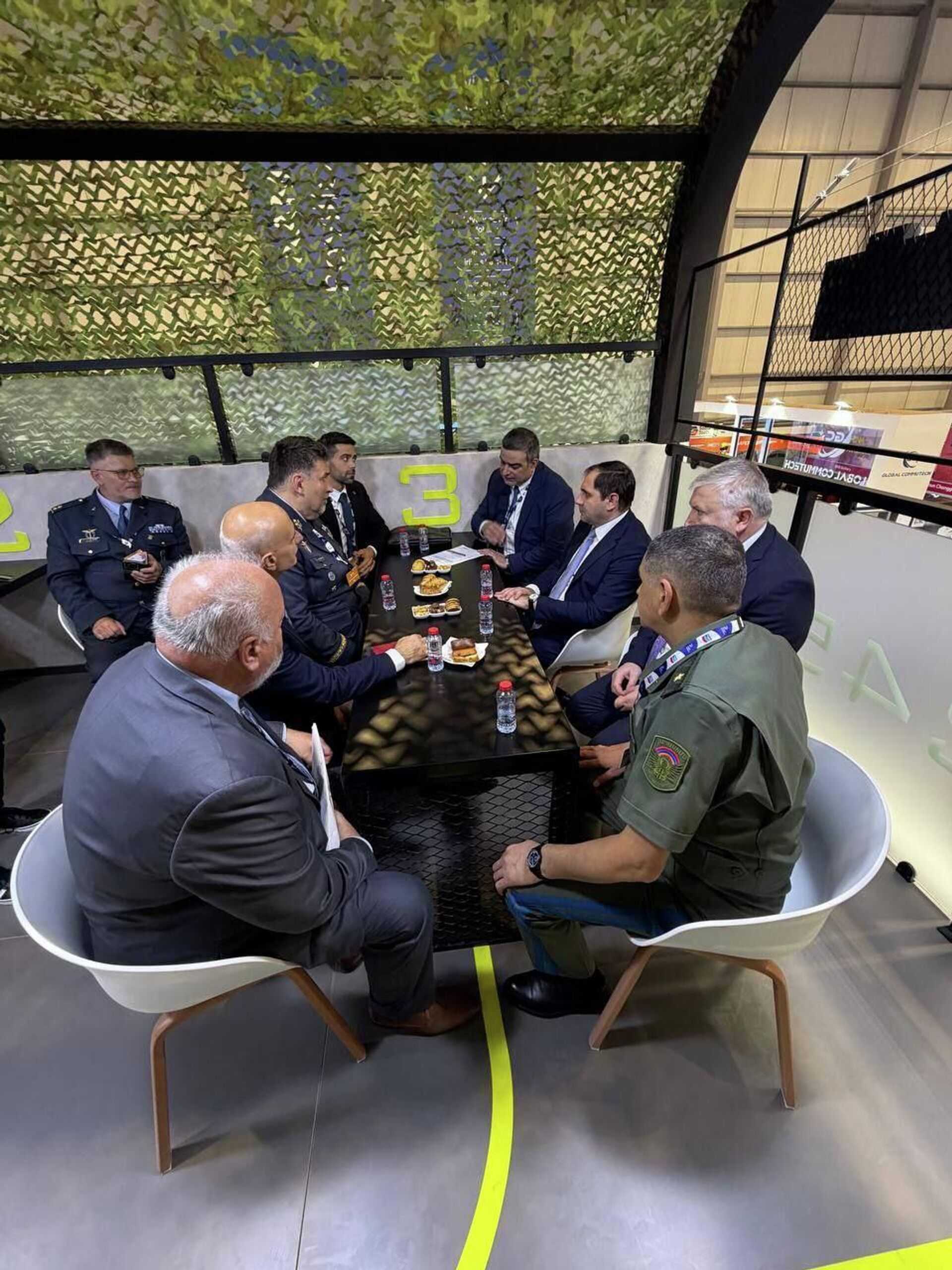 Министр обороны Сурен Папикян принял участие в торжественной церемонии открытия международной выставки Dubai Airshow 2025 (17 ноября 2025). Дубай - Sputnik Արմենիա, 1920, 18.11.2025