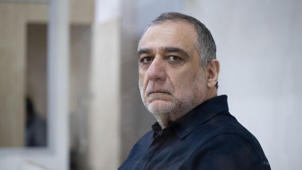 Рубен Варданян во время суда (18 ноября 2025). Баку - Sputnik Армения