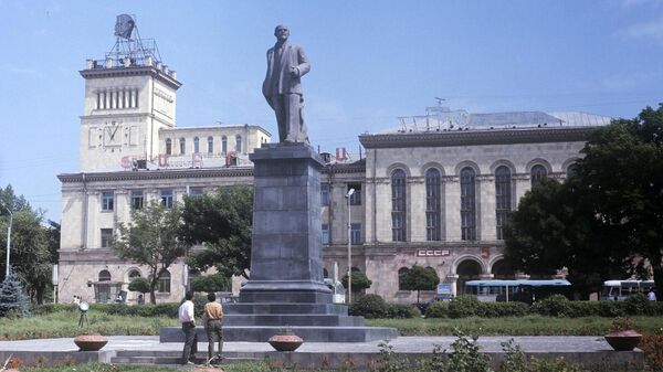Памятник Ленину на площади Ленина в Ленинакане - Sputnik Армения