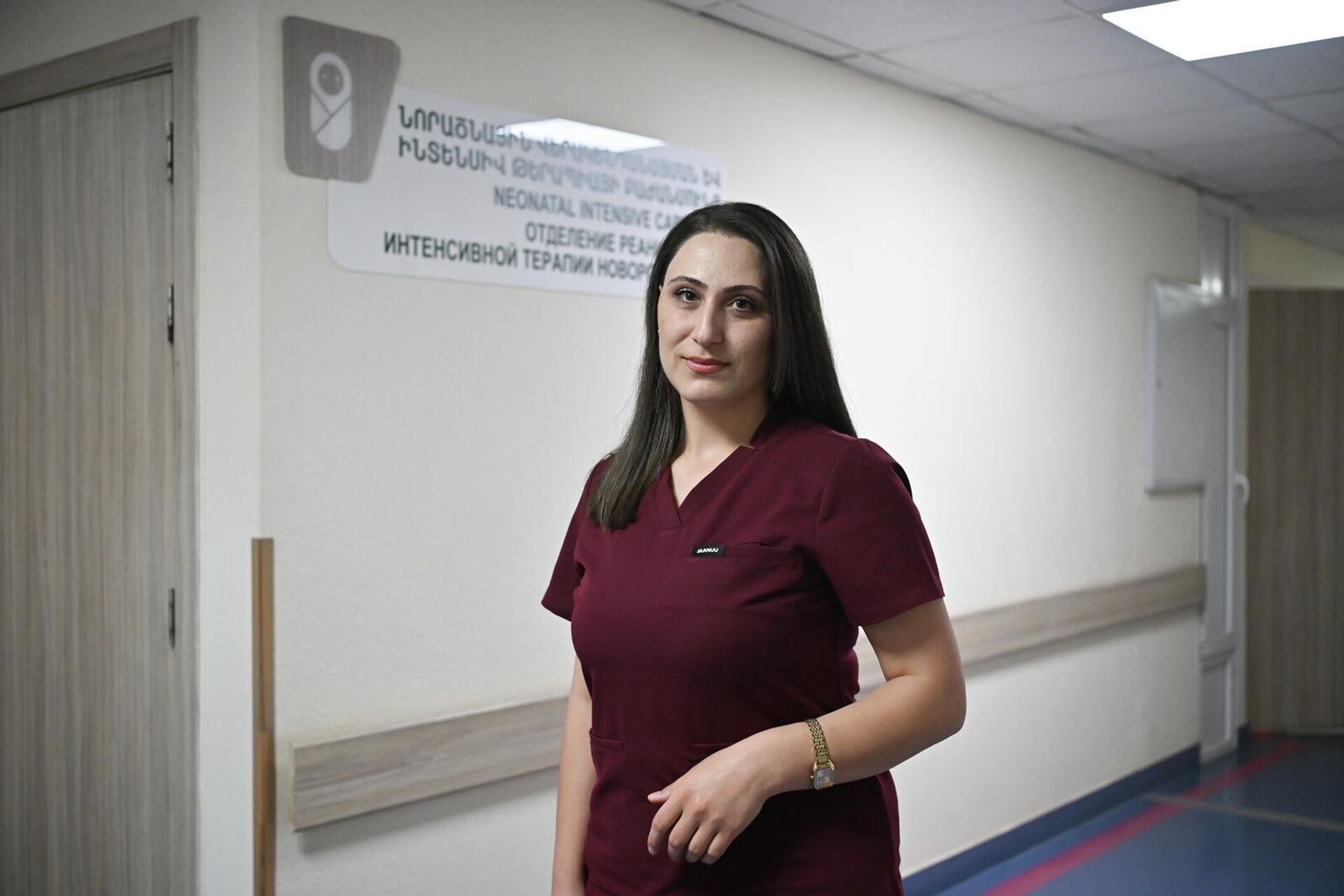 Врач-неонатолог МЦ Шенгавит Мелине Погосян - Sputnik Армения, 1920, 22.11.2025