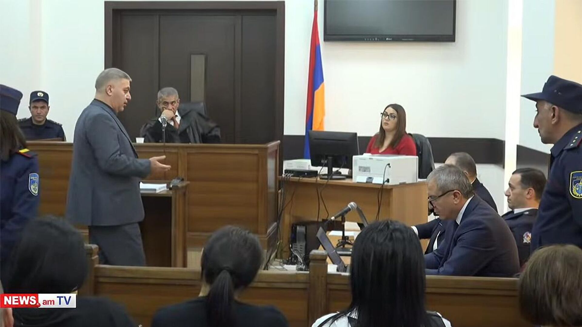 Ազատ գյուղի զինվորական կացարանում զոհված 15 զինծառայողի գործով դատական նիստ Ազատ գյուղի զինվորական կացարանում զոհված 15 զինծառայողի գործով դատական նիստ - Sputnik Արմենիա, 1920, 21.11.2025