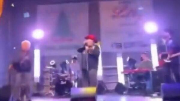 Стрельба на церемонии зажжения рождественской ёлки в Северной Каролине - Sputnik Армения