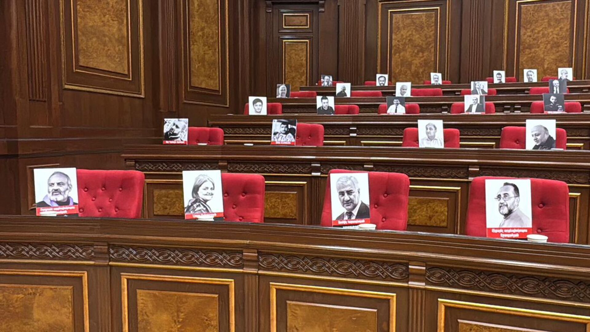 Заседание в Национальном собрании Армении (26 ноября 2025). Еревaн - Sputnik Արմենիա, 1920, 26.11.2025
