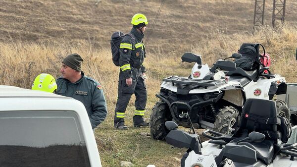 По запросу от Спасательной службы МВД Армении оперативная группа РАЦГР оказала содействие пожарно-спасательным подразделениям Республики в работах по локализации и тушению ландшафтных пожаров в горнолесных массивах (26 ноября 2025). Дилижан
 - Sputnik Армения