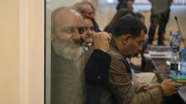 Բագրատ սրբազանը դատարանում
 - Sputnik Արմենիա