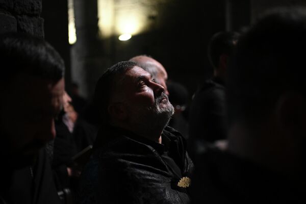 Միասնական աղոթք Ապարանի Սուրբ Խաչ եկեղեցում - Sputnik Արմենիա