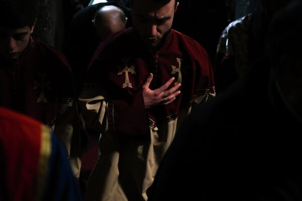 Միասնական աղոթք Ապարանի Սուրբ Խաչ եկեղեցում - Sputnik Արմենիա