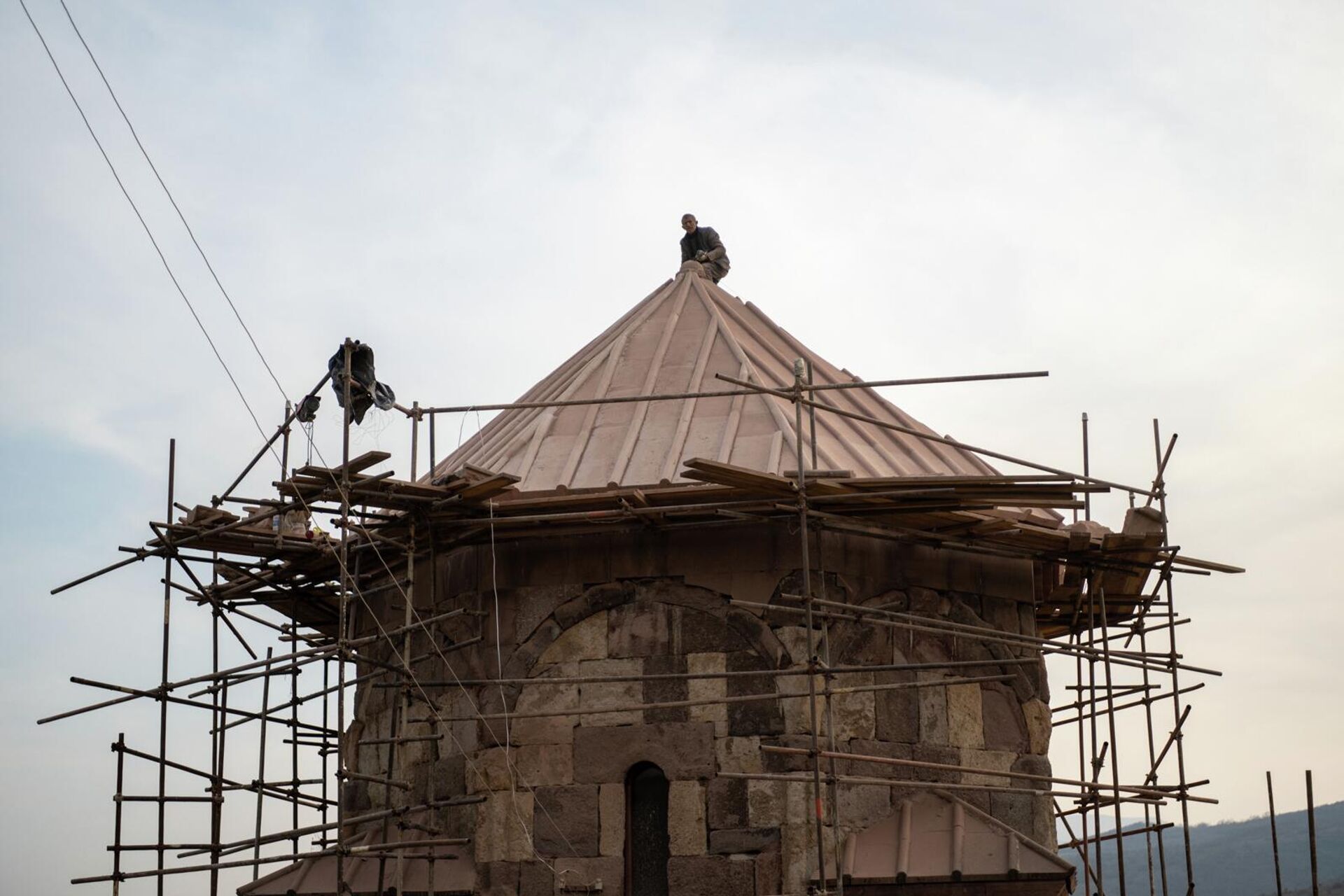 Реставрация купола церкви Сурб Аствацацин в селе Воскепар Тавушской области - Sputnik Արմենիա, 1920, 28.11.2025