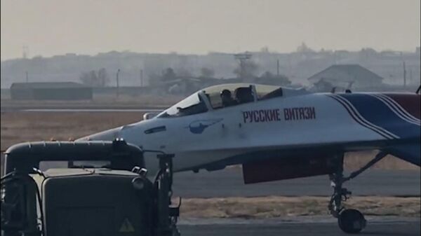 «Ռուսկիե վիտյազի» խումբը կրկին վայրէջք է կատարել «Էրեբունի» ավիաբազայում - Sputnik Արմենիա