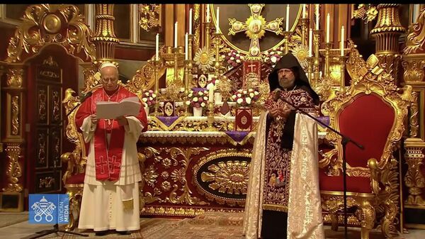 Հռոմի պապ Լևոն XIV մասնակցությամբ պատարագ է տեղի ունենում Ստամբուլի Սուրբ Աստվածածին հայկական հայրապետական եկեղեցում - Sputnik Արմենիա
