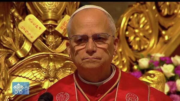 Глава Ватикана Папа Лев XIV на литургии в Армянской церкви - Sputnik Армения