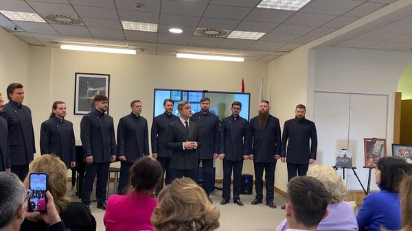 Хор Сретенского монастыря в Русском доме Еревана - Sputnik Армения