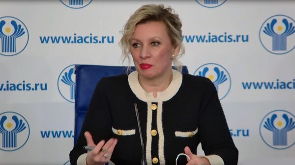 Мария Захарова проводит еженедельный брифинг (4 декабря 2025). Москва - Sputnik Армения