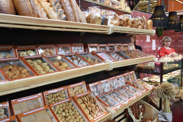 Печения и выпечка на Форуме-выставке Кооперация-2018 в Москве. - Sputnik Армения