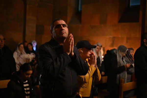 Միասնական աղոթք Ոսկեվազի Սուրբ Հովհաննես եկեղեցում - Sputnik Արմենիա