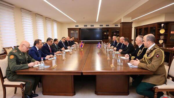 Հանդիպում ՀՀ պաշտպանության նախարարությունում - Sputnik Արմենիա