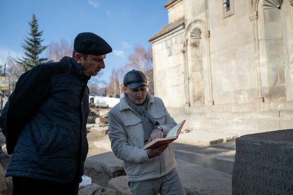 Հնագետ Տիգրան Ալեքսանյանը Հնագետ Տիգրան Ալեքսանյանը - Sputnik Արմենիա