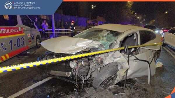  Երևան քաղաքի Պռոշյան փողոցի վթարը - Sputnik Արմենիա